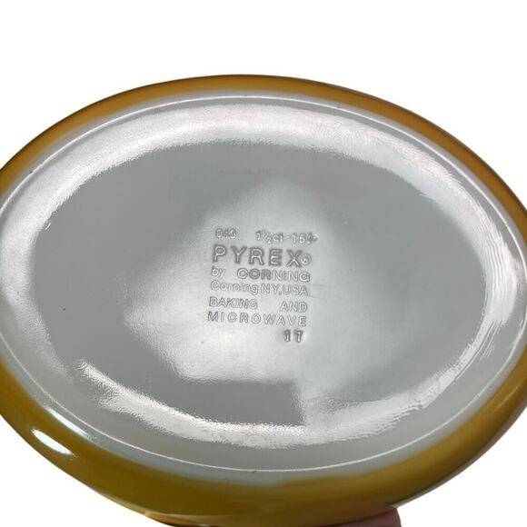 VTG 70s Pyrex Butterfly Gold 1.5 quart Oval Casserole Baking Dish with Lid - Picture 7 of 13
